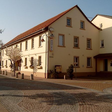 Garni Zum Adler Hotel Gensingen Kültér fotó