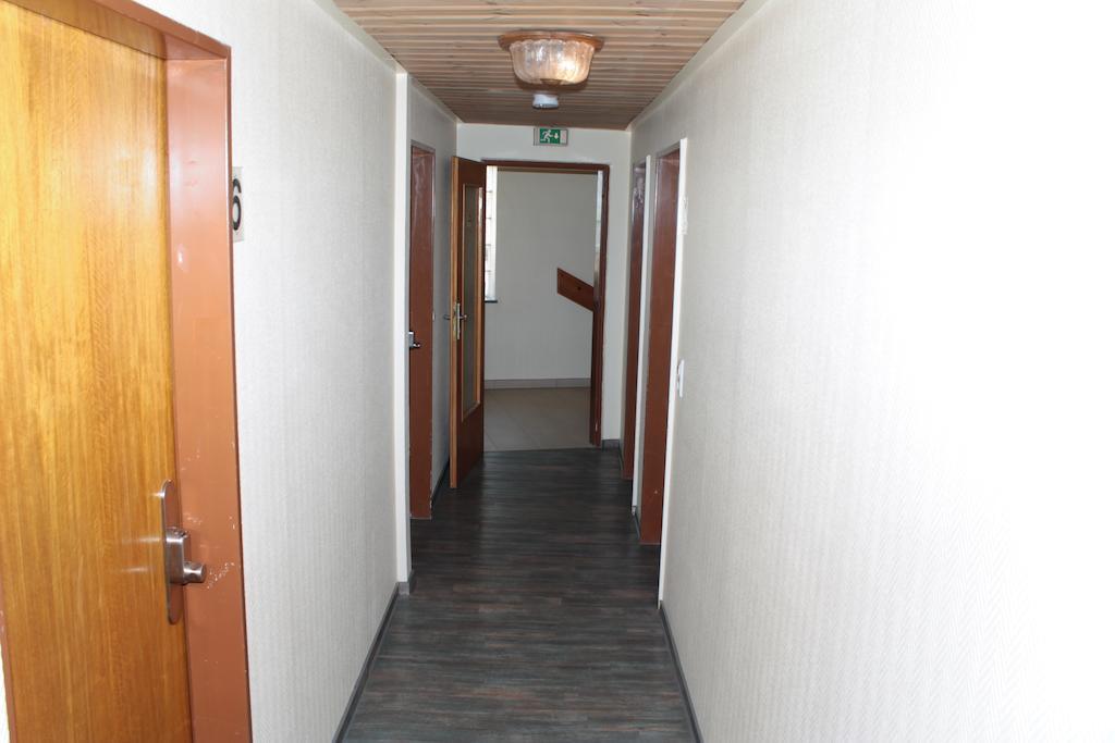 Garni Zum Adler Hotel Gensingen Szoba fotó
