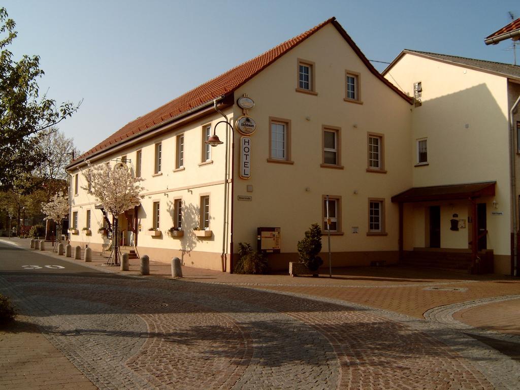 Garni Zum Adler Hotel Gensingen Kültér fotó